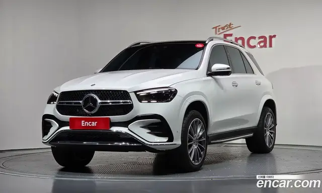 Mercedes-Benz GLE-Class 2025 3.0 автомат (гидро), миниатюра 1