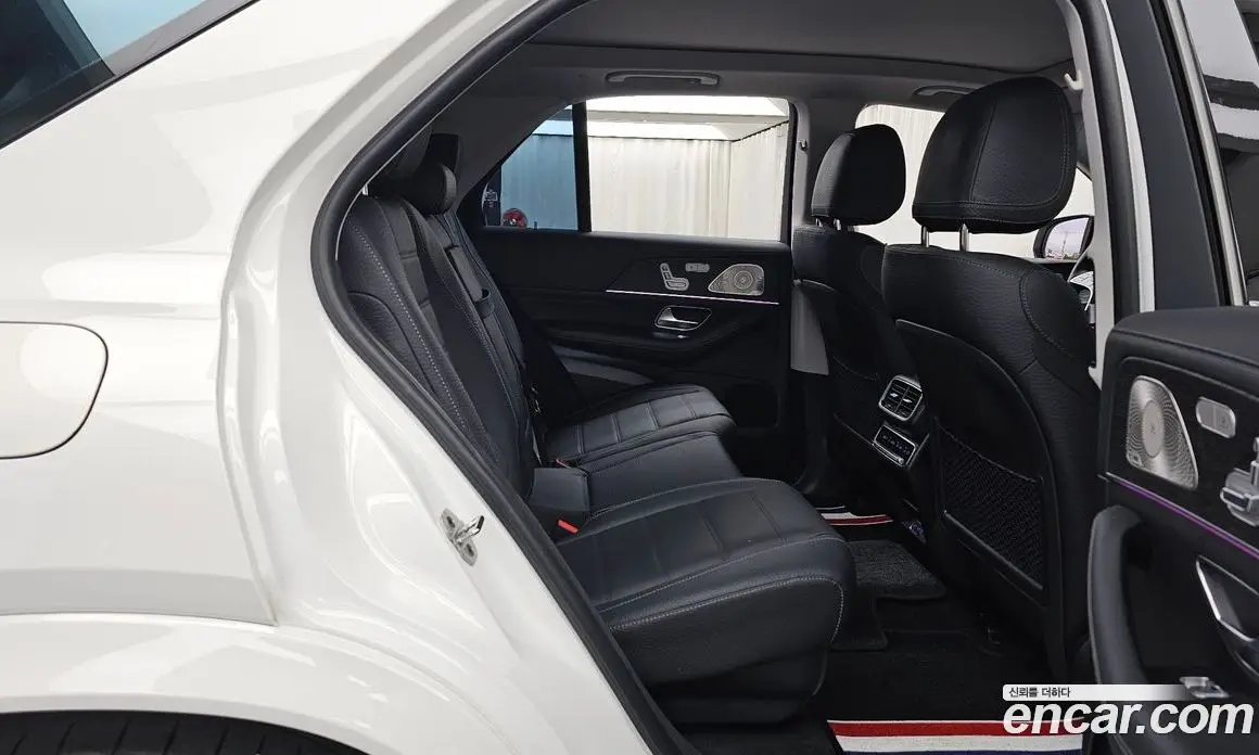 Mercedes-Benz GLE-Class 2025 3.0 автомат (гидро), фото 18