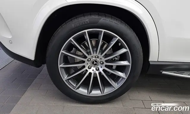 Mercedes-Benz GLE-Class 2025 3.0 автомат (гидро), миниатюра 5