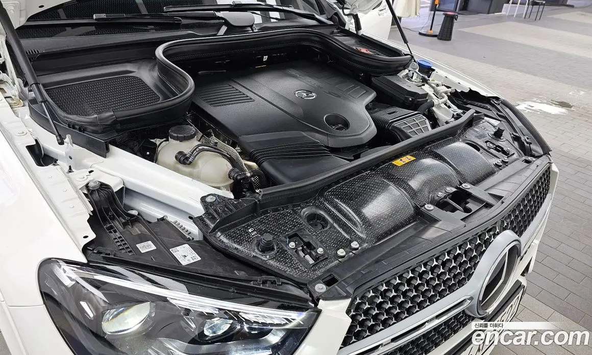 Mercedes-Benz GLE-Class 2025 3.0 автомат (гидро), фото 6