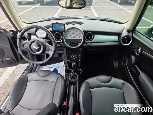 Mini Cooper 2013 1.6 автомат (гидро), миниатюра 8