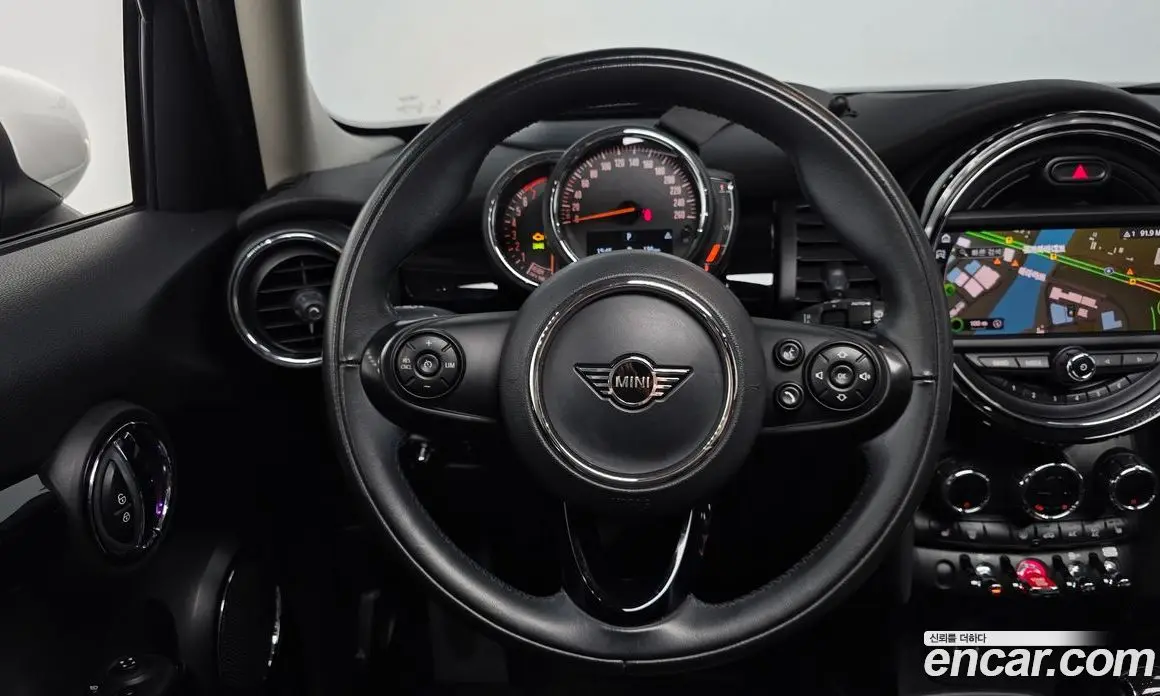 Mini Cooper 2020 1.5 автомат (гидро), фото 13 Mini Cooper 2020 1.5 автомат (гидро), фото 13
