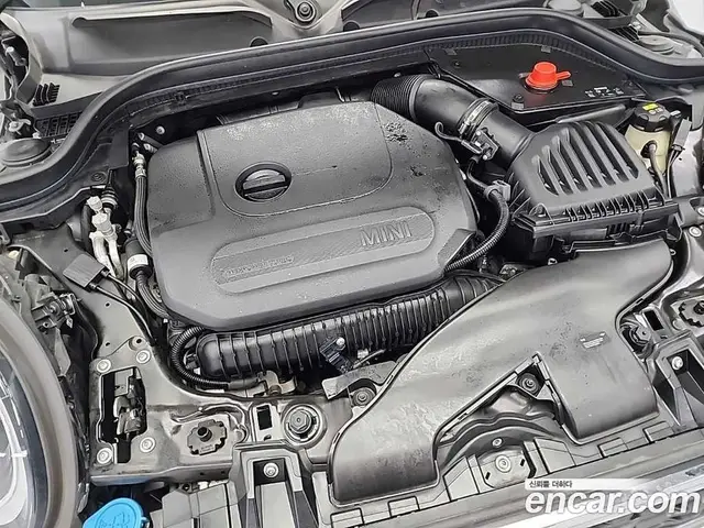 Mini Cooper 2020 2.0 автомат (гидро), миниатюра 5