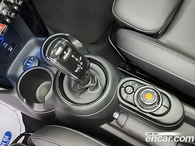 Mini Cooper 2020 2.0 автомат (гидро), миниатюра 8