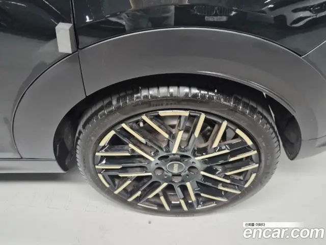 Mini Cooper 2025 2.0 автомат (гидро), миниатюра 5
