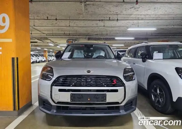 Mini Countryman 2026 2.0 автомат (гидро), миниатюра 1 Mini Countryman 2026 2.0 автомат (гидро), миниатюра 1