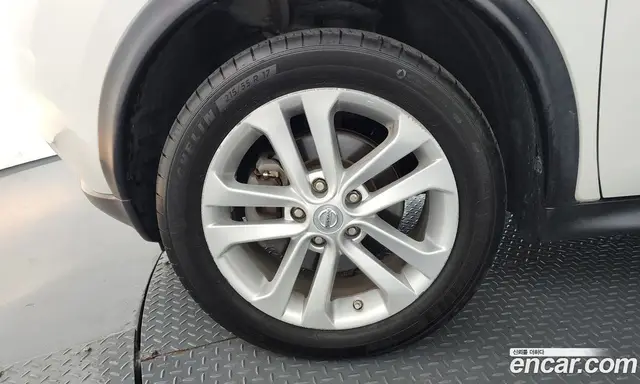 Nissan Juke 2015 1.6 автомат (гидро), миниатюра 5