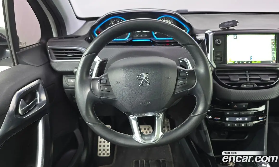 Peugeot 2008 2015 1.6 автомат (гидро), фото 13 Peugeot 2008 2015 1.6 автомат (гидро), фото 13