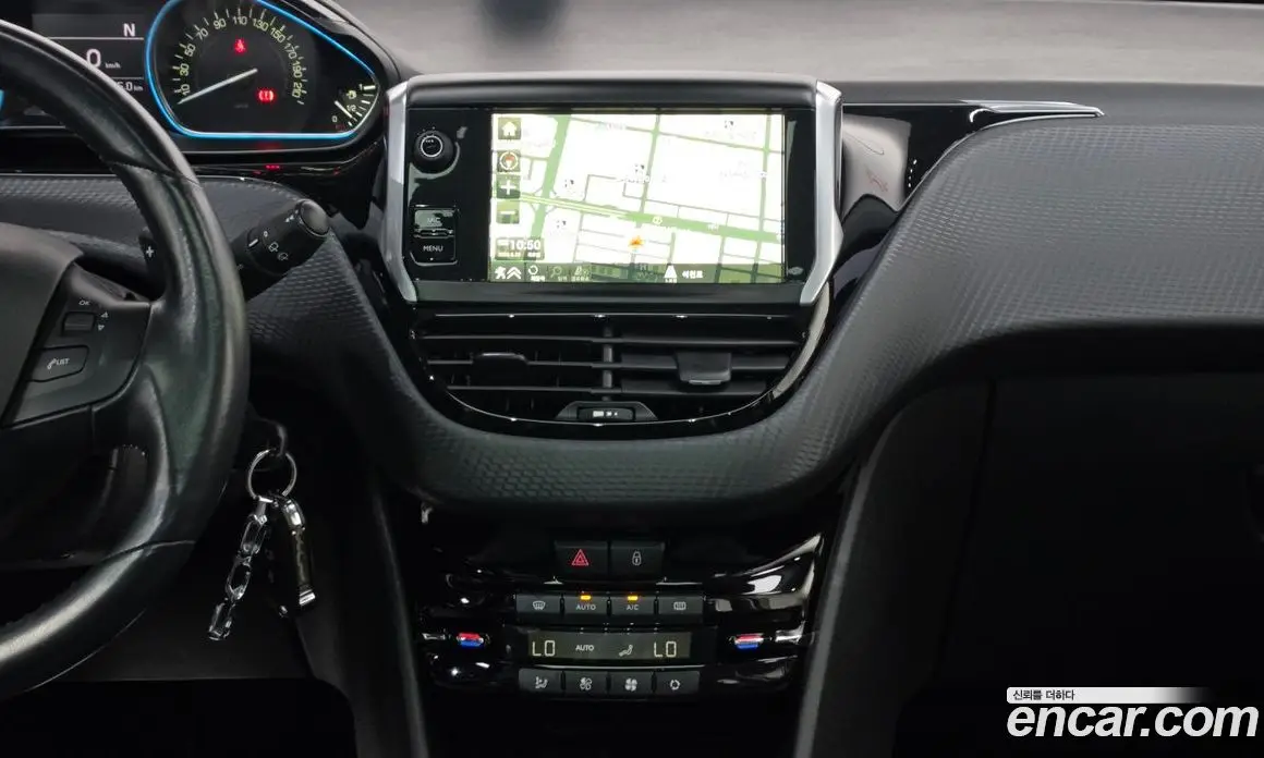 Peugeot 2008 2017 1.6 автомат (гидро), фото 20 Peugeot 2008 2017 1.6 автомат (гидро), фото 20