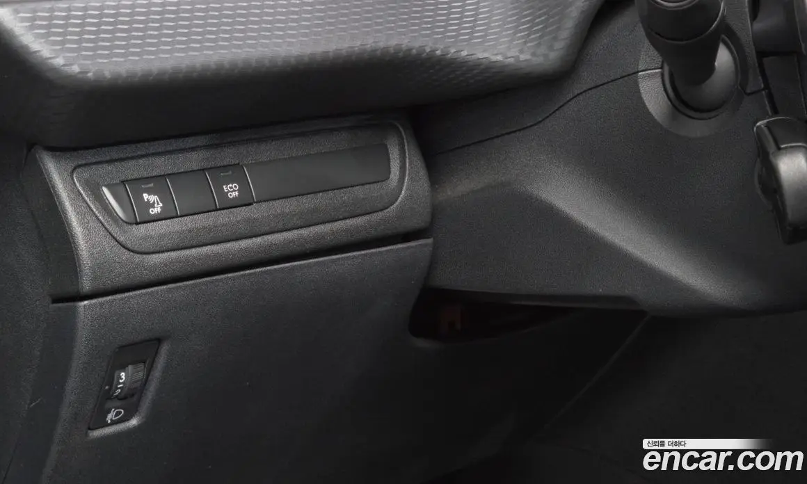 Peugeot 2008 2017 1.6 автомат (гидро), фото 28 Peugeot 2008 2017 1.6 автомат (гидро), фото 28