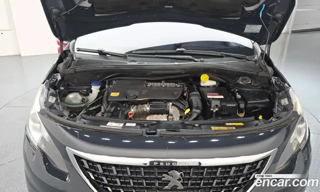 Peugeot 2008 2017 1.6 автомат (гидро), миниатюра 6 Peugeot 2008 2017 1.6 автомат (гидро), миниатюра 6