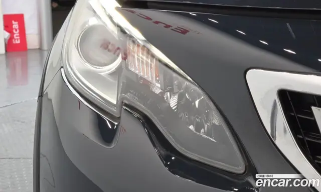 Peugeot 2008 2017 1.6 автомат (гидро), миниатюра 8 Peugeot 2008 2017 1.6 автомат (гидро), миниатюра 8