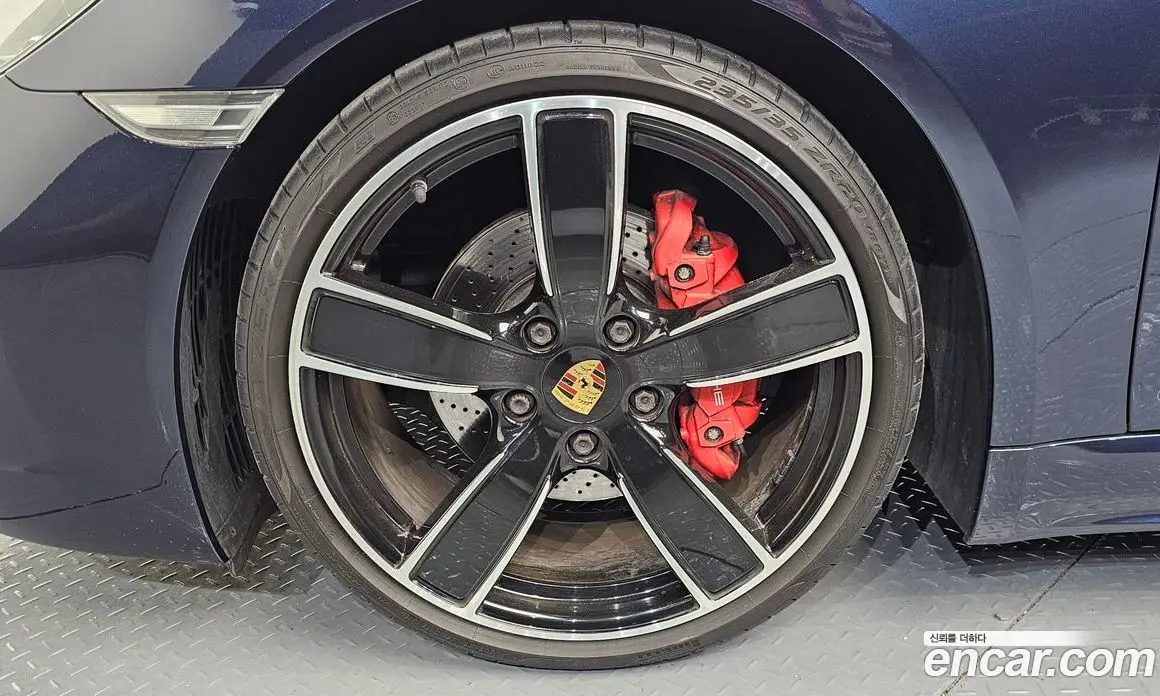 Porsche 718 2019 2.5 автомат (гидро), фото 5 Porsche 718 2019 2.5 автомат (гидро), фото 5