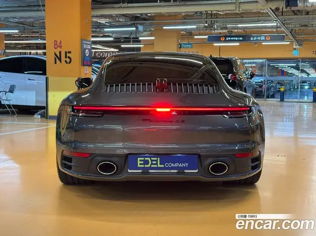 Porsche 911 2020 3.0 автомат (гидро), миниатюра 3