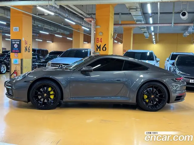 Porsche 911 2020 3.0 автомат (гидро), миниатюра 5