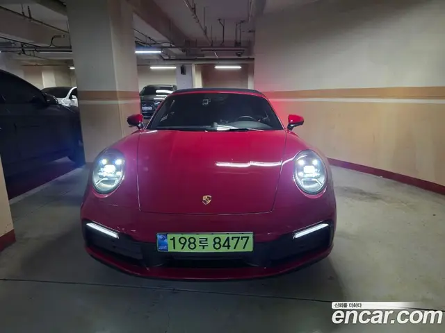 Porsche 911, 2020, 9 800 км