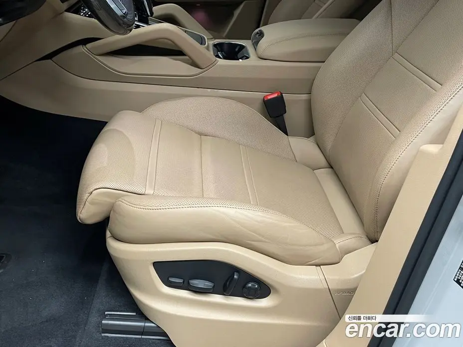 Porsche Cayenne 2022 3.0 автомат (гидро), фото 10