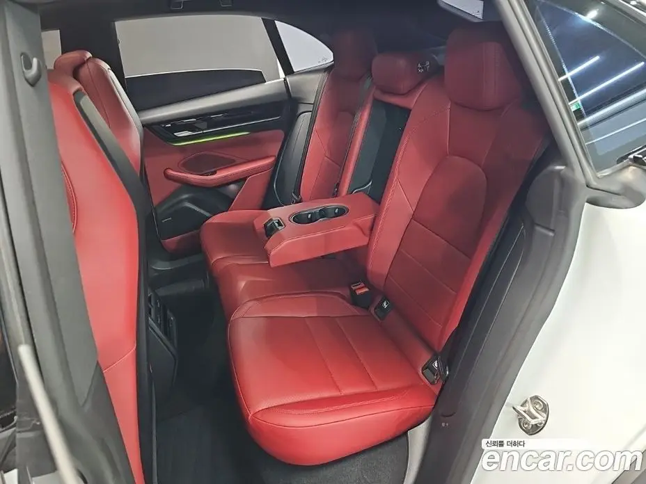 Porsche Macan 2025 0.2 автомат (гидро), фото 18 Porsche Macan 2025 0.2 автомат (гидро), фото 18