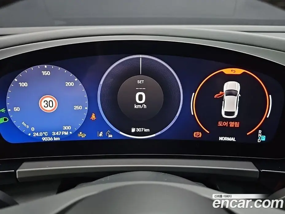 Porsche Macan 2025 0.2 автомат (гидро), фото 8 Porsche Macan 2025 0.2 автомат (гидро), фото 8