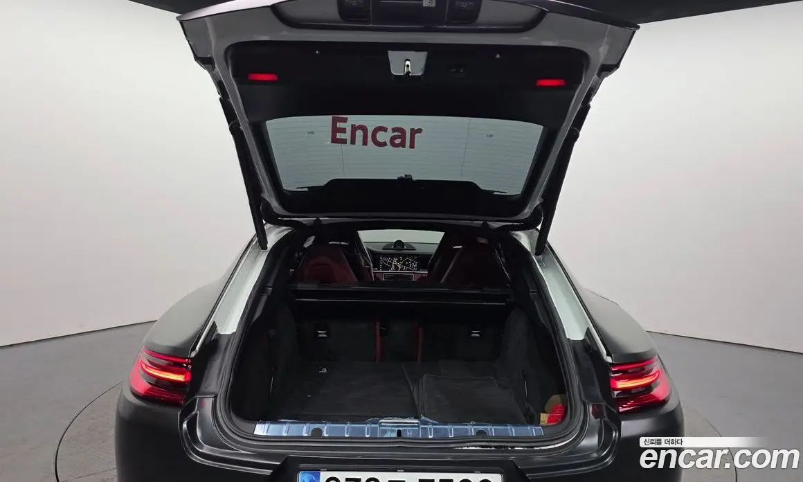 Porsche Panamera 2018 3.0 автомат (гидро), фото 20 Porsche Panamera 2018 3.0 автомат (гидро), фото 20