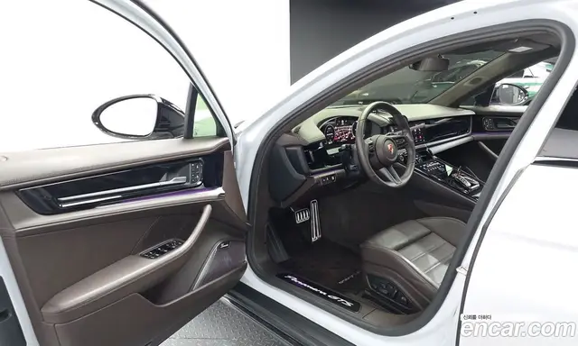 Porsche Panamera 2025 4.0 автомат (гидро), миниатюра 10