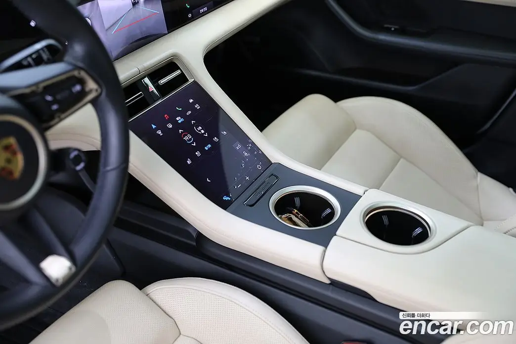 Porsche Taycan 2021 0.1 автомат (гидро), фото 14