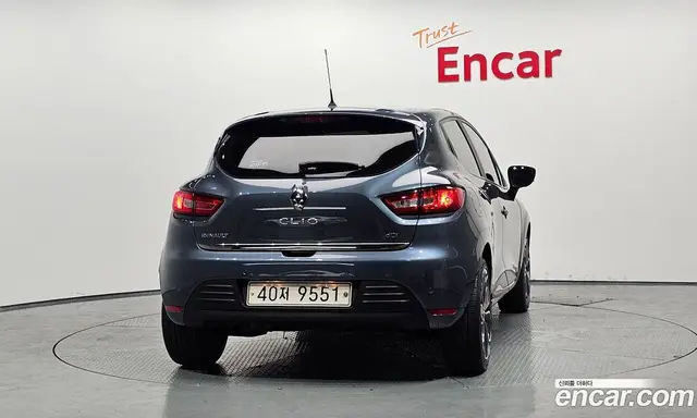 Renault (Samsung) Cilo 2018 1.5 автомат (гидро), миниатюра 3