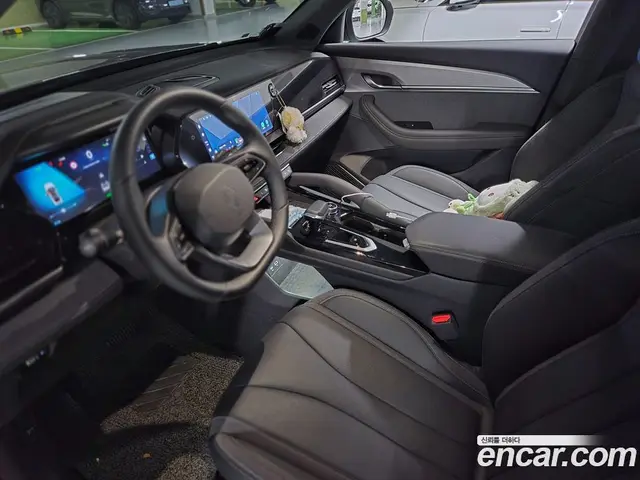 Renault (Samsung) Grand Koleos 2025 1.5 автомат (гидро), миниатюра 8