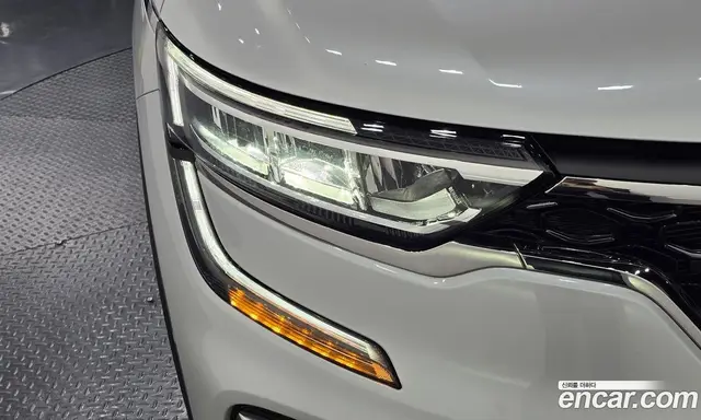 Renault (Samsung) QM6 2022 2.0 автомат (гидро), миниатюра 8 Renault (Samsung) QM6 2022 2.0 автомат (гидро), миниатюра 8