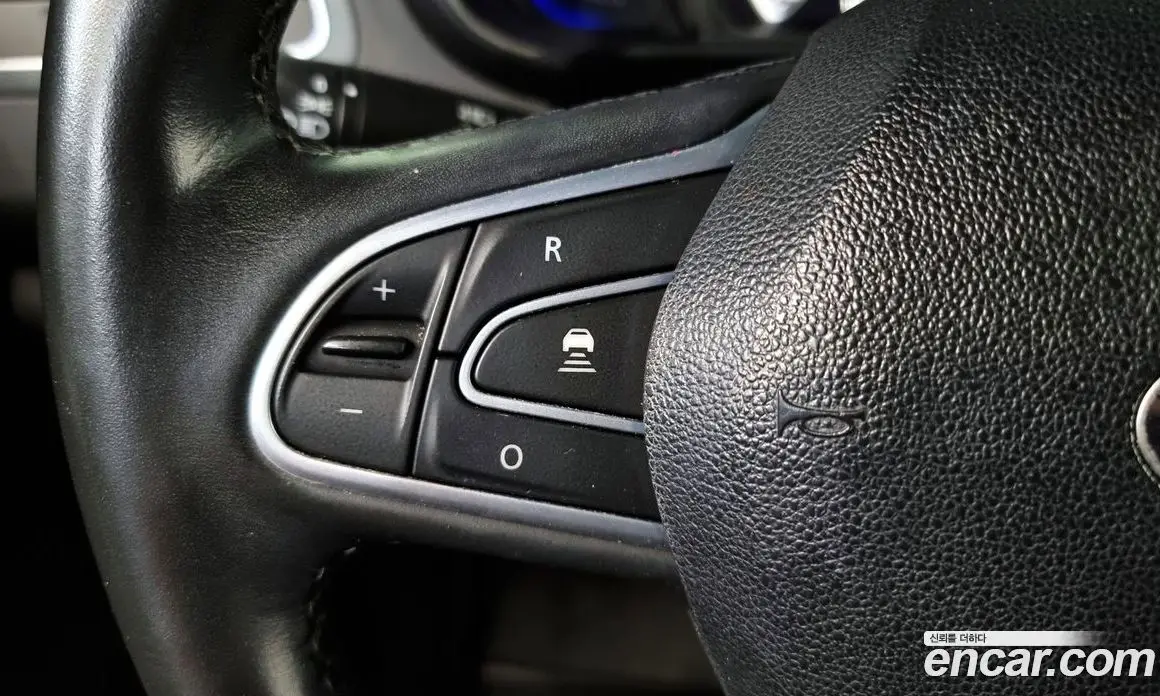 Renault (Samsung) QM6 2023 2.0 автомат (гидро), фото 18 Renault (Samsung) QM6 2023 2.0 автомат (гидро), фото 18