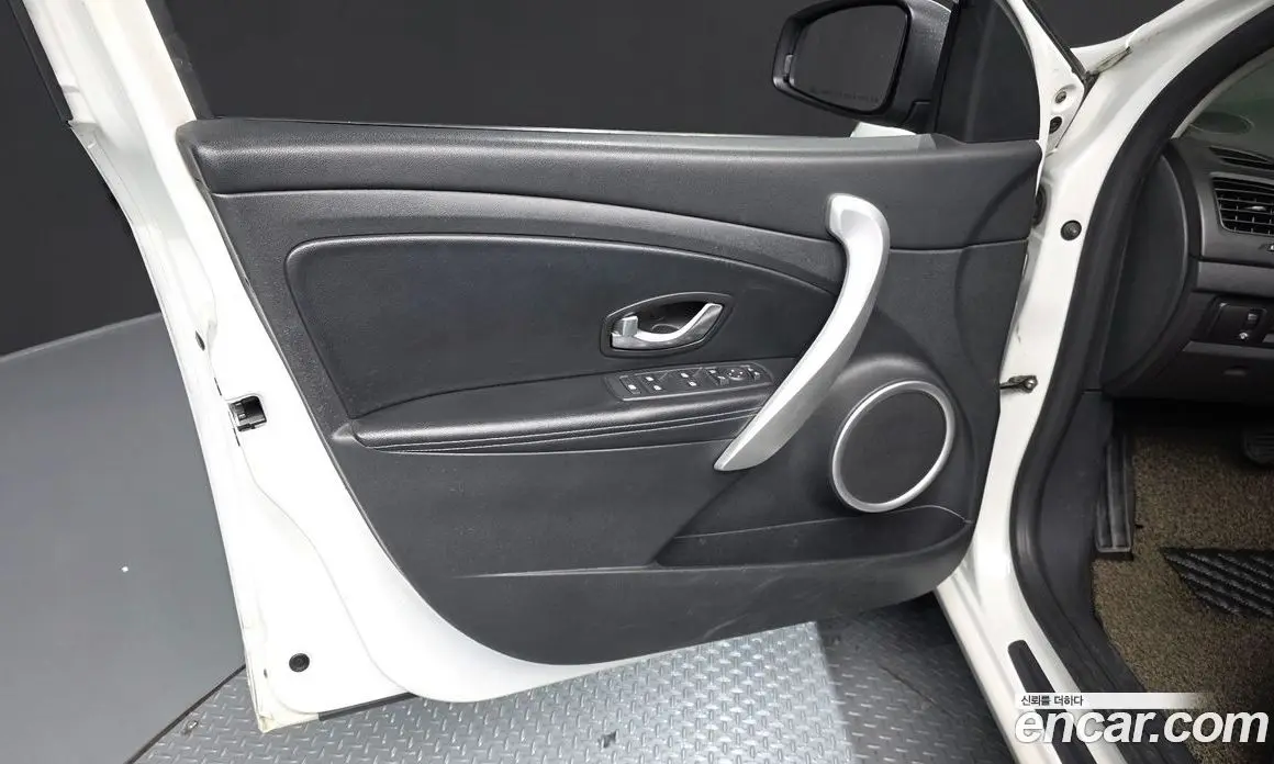 Renault (Samsung) SM3 2011 1.6 автомат (гидро), фото 14