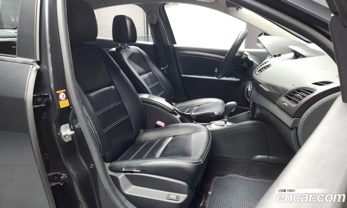 Renault (Samsung) SM3 2014 1.6 автомат (гидро), фото 11 Renault (Samsung) SM3 2014 1.6 автомат (гидро), фото 11
