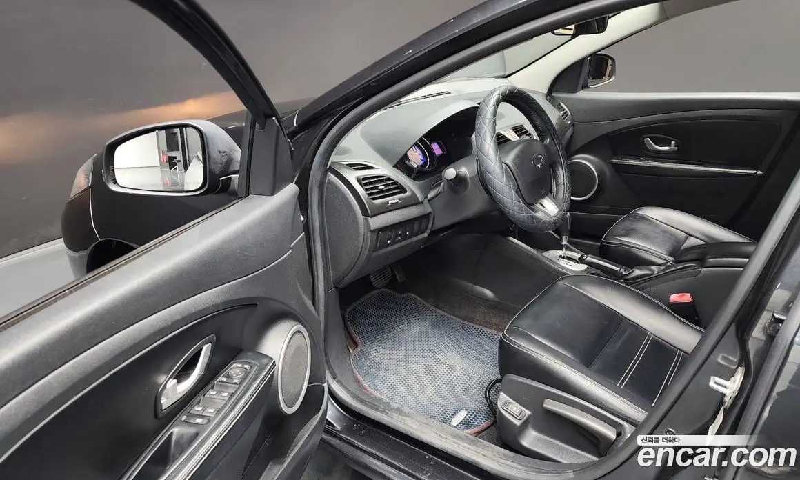 Renault (Samsung) SM3 2014 1.6 автомат (гидро), фото 10 Renault (Samsung) SM3 2014 1.6 автомат (гидро), фото 10
