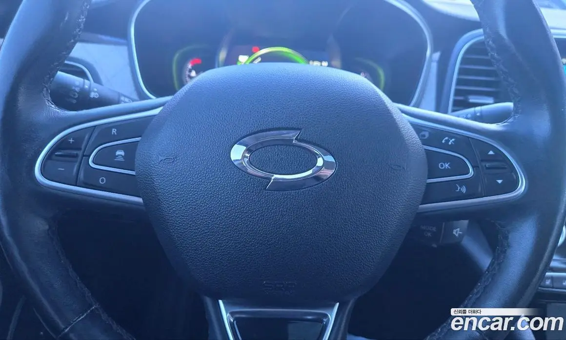 Renault (Samsung) SM6 2016 1.6 автомат (гидро), фото 15 Renault (Samsung) SM6 2016 1.6 автомат (гидро), фото 15