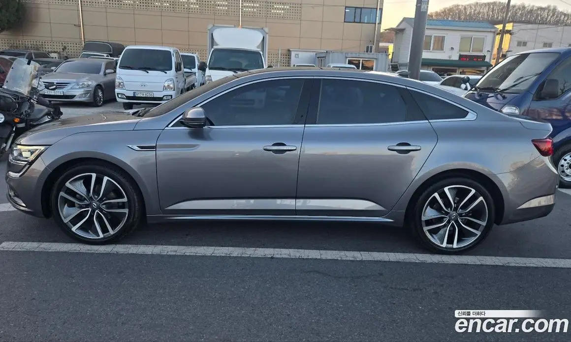 Renault (Samsung) SM6 2016 1.6 автомат (гидро), фото 9 Renault (Samsung) SM6 2016 1.6 автомат (гидро), фото 9