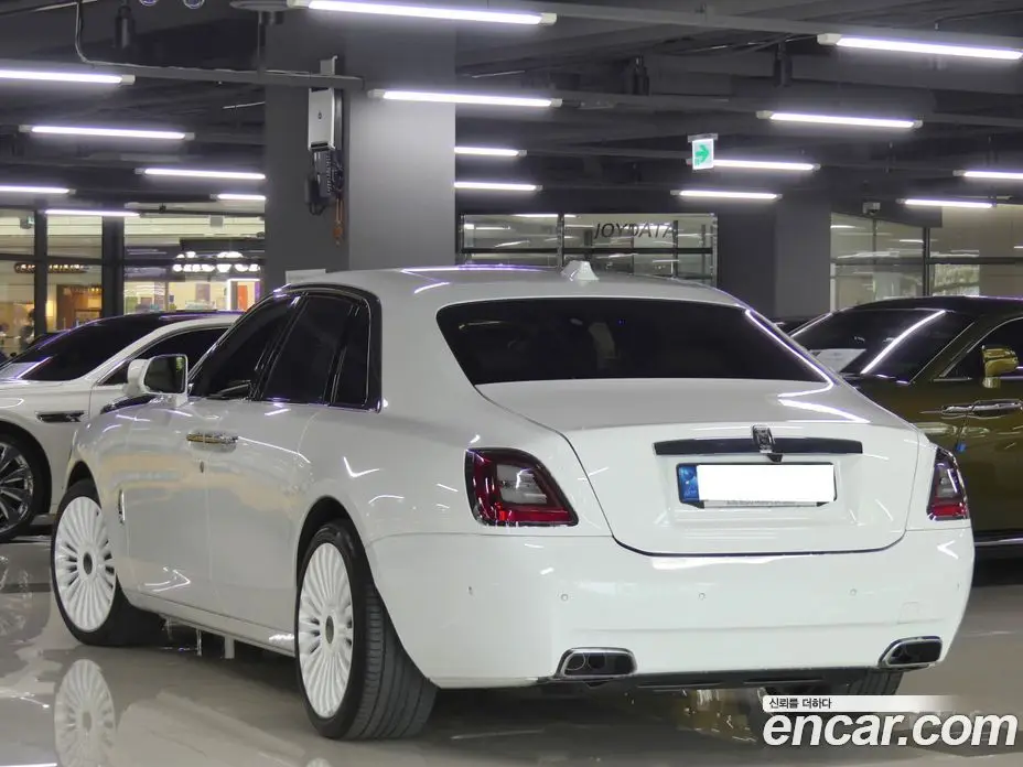 Rolls-Royce Ghost 2021 6.7 автомат (гидро), фото 3