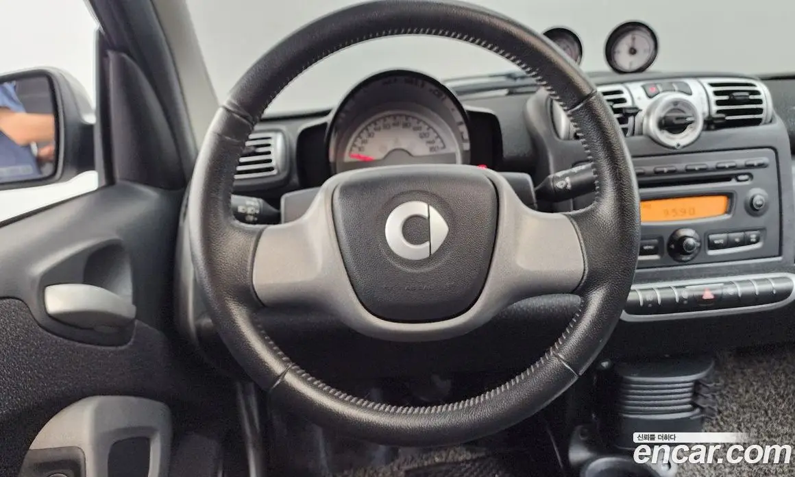 Smart Fortwo 2010 1.0 автомат (гидро), фото 12 Smart Fortwo 2010 1.0 автомат (гидро), фото 12