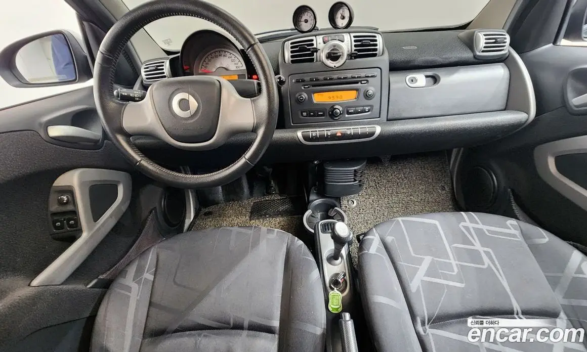 Smart Fortwo 2010 1.0 автомат (гидро), фото 7 Smart Fortwo 2010 1.0 автомат (гидро), фото 7