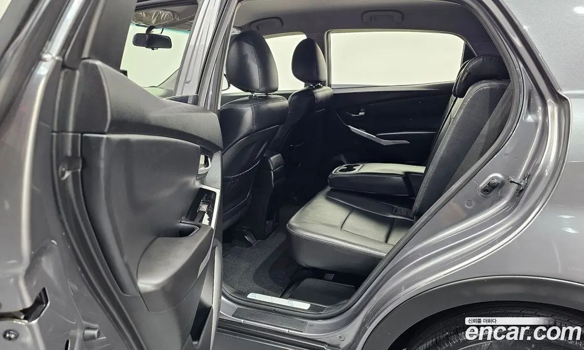 SsangYong Korando 2014 2.0 автомат (гидро), фото 16 SsangYong Korando 2014 2.0 автомат (гидро), фото 16