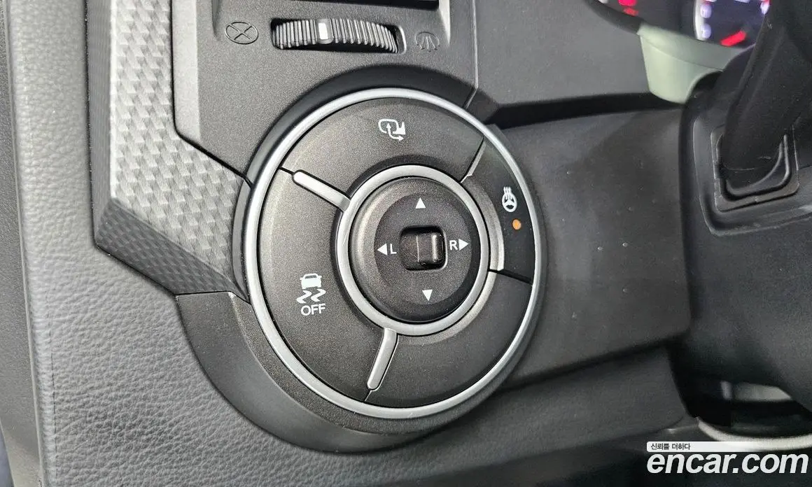 SsangYong Korando 2015 2.0 автомат (гидро), фото 17 SsangYong Korando 2015 2.0 автомат (гидро), фото 17