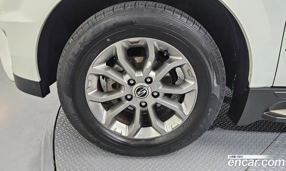 SsangYong Korando 2015 2.0 автомат (гидро), фото 5 SsangYong Korando 2015 2.0 автомат (гидро), фото 5