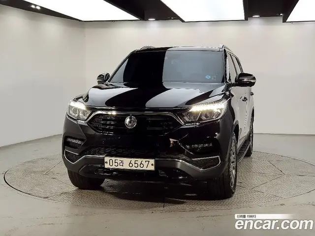 SsangYong Rexton 2017 2.2 автомат (гидро), миниатюра 2 SsangYong Rexton 2017 2.2 автомат (гидро), миниатюра 2