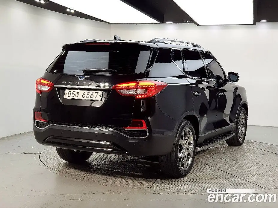 SsangYong Rexton 2017 2.2 автомат (гидро), фото 4 SsangYong Rexton 2017 2.2 автомат (гидро), фото 4