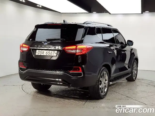 SsangYong Rexton 2017 2.2 автомат (гидро), миниатюра 4 SsangYong Rexton 2017 2.2 автомат (гидро), миниатюра 4