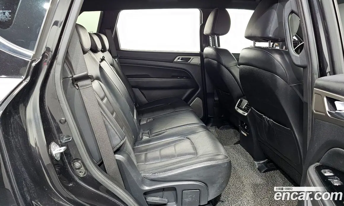 SsangYong Rexton 2017 2.2 автомат (гидро), фото 12