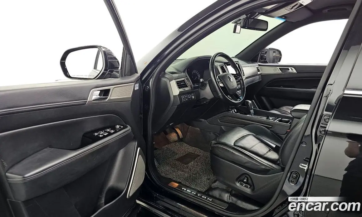 SsangYong Rexton 2017 2.2 автомат (гидро), фото 10