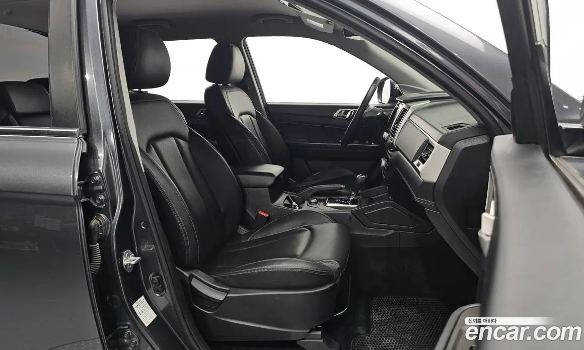 SsangYong Rexton 2018 2.2 автомат (гидро), фото 13