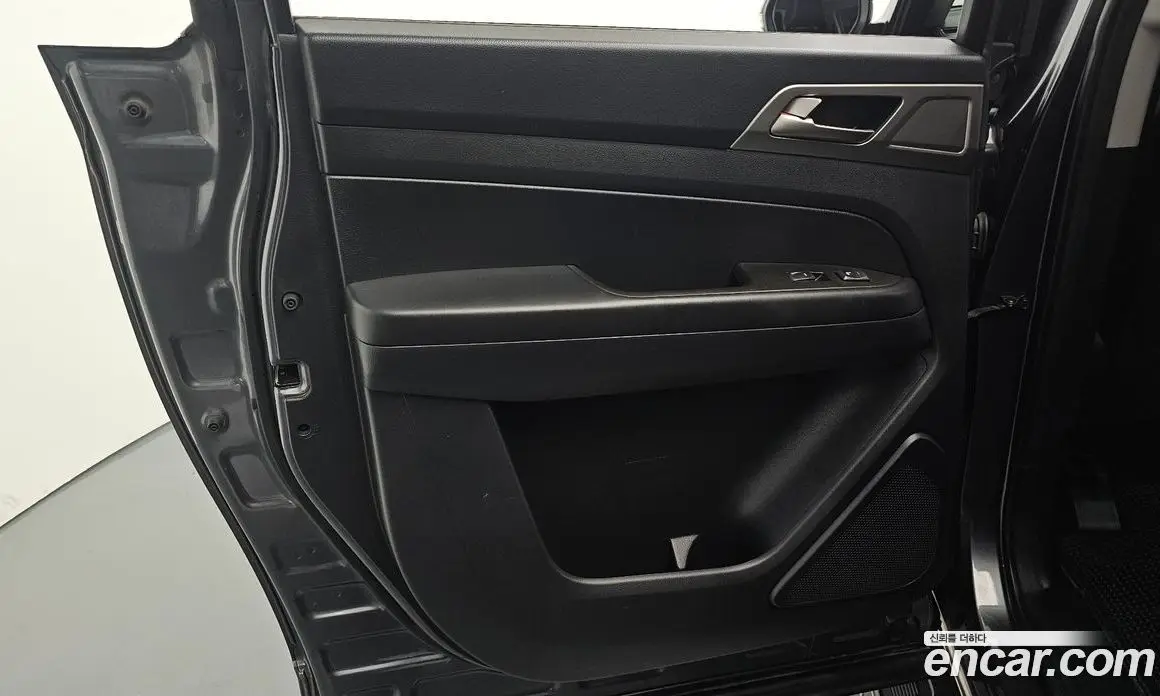 SsangYong Rexton 2018 2.2 автомат (гидро), фото 15