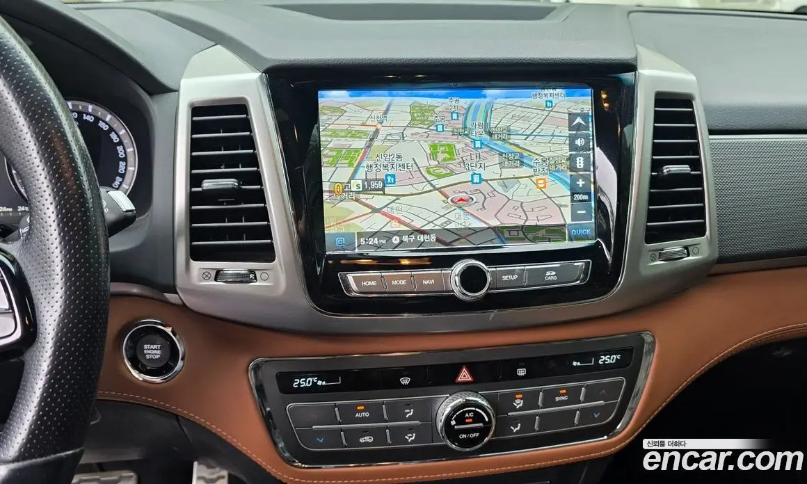 SsangYong Rexton 2019 2.2 автомат (гидро), фото 12