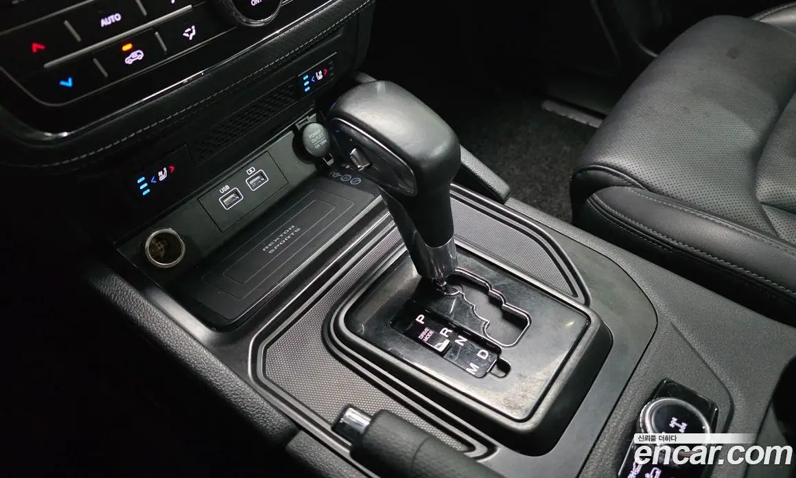 SsangYong Rexton 2022 2.2 автомат (гидро), фото 12